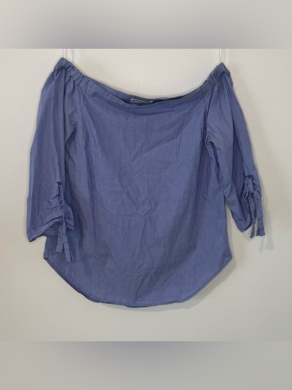 Babaton Off Shoulder Striped Blouse XXS Blue White Tie Sleeve Top
